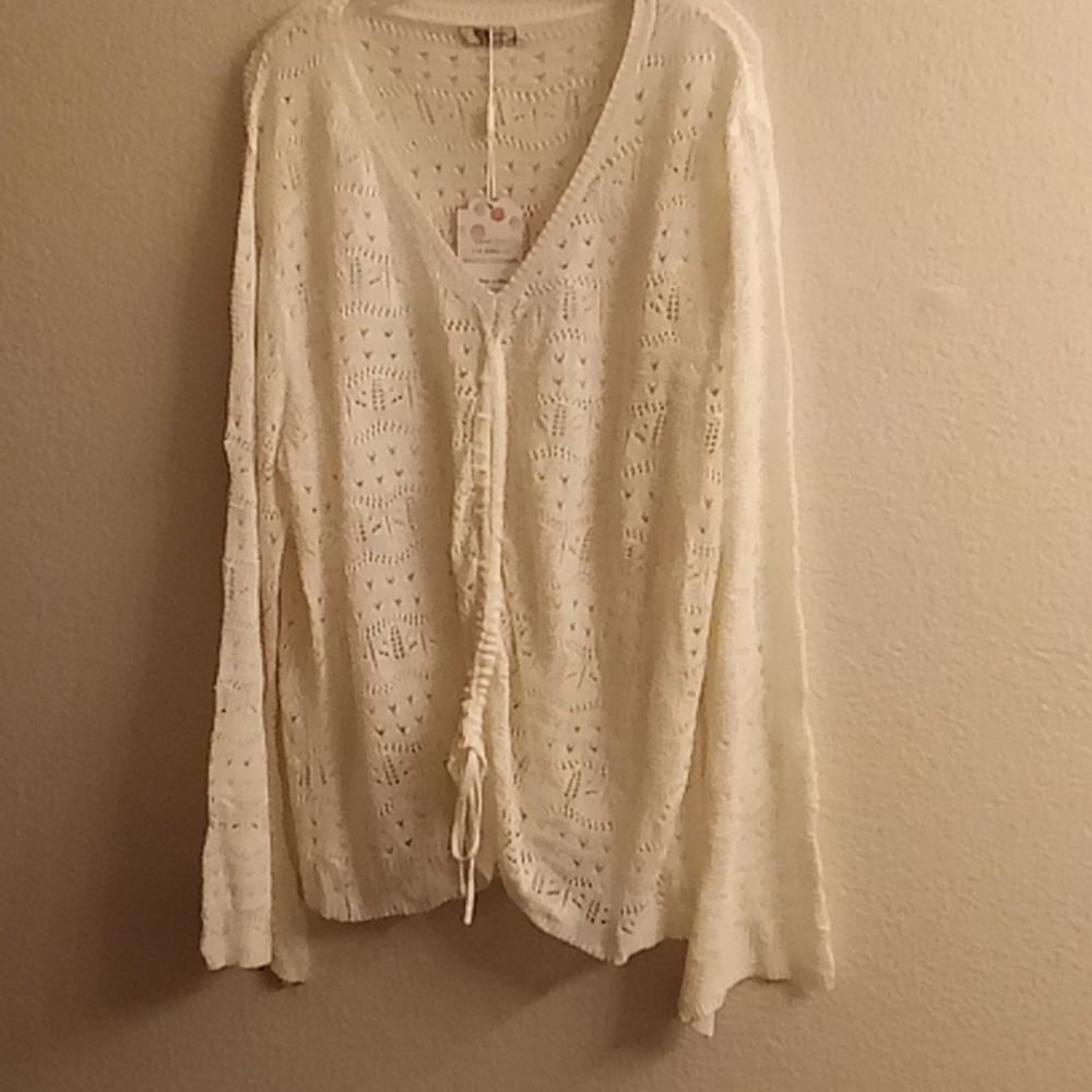 NEW ACESHIN Women Size XXL White Color Long sleeves Vneck B31 P